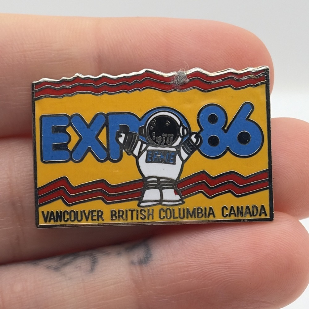 Vintage 1986 World Expo World’s Fair Expo Ernie Vancouver Canada Lapel Hat Pin
